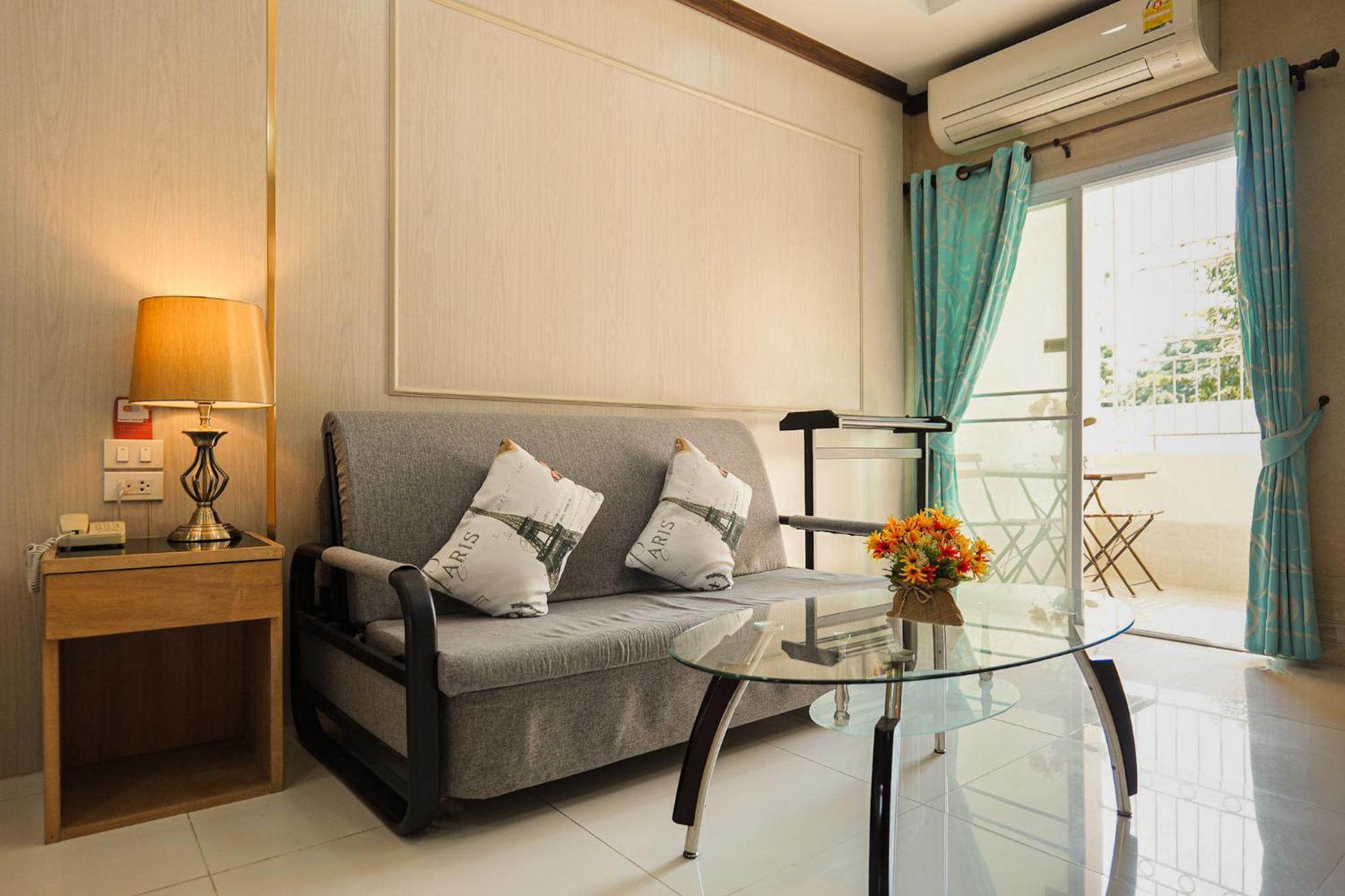 Au Place Hotel Loei Exterior photo